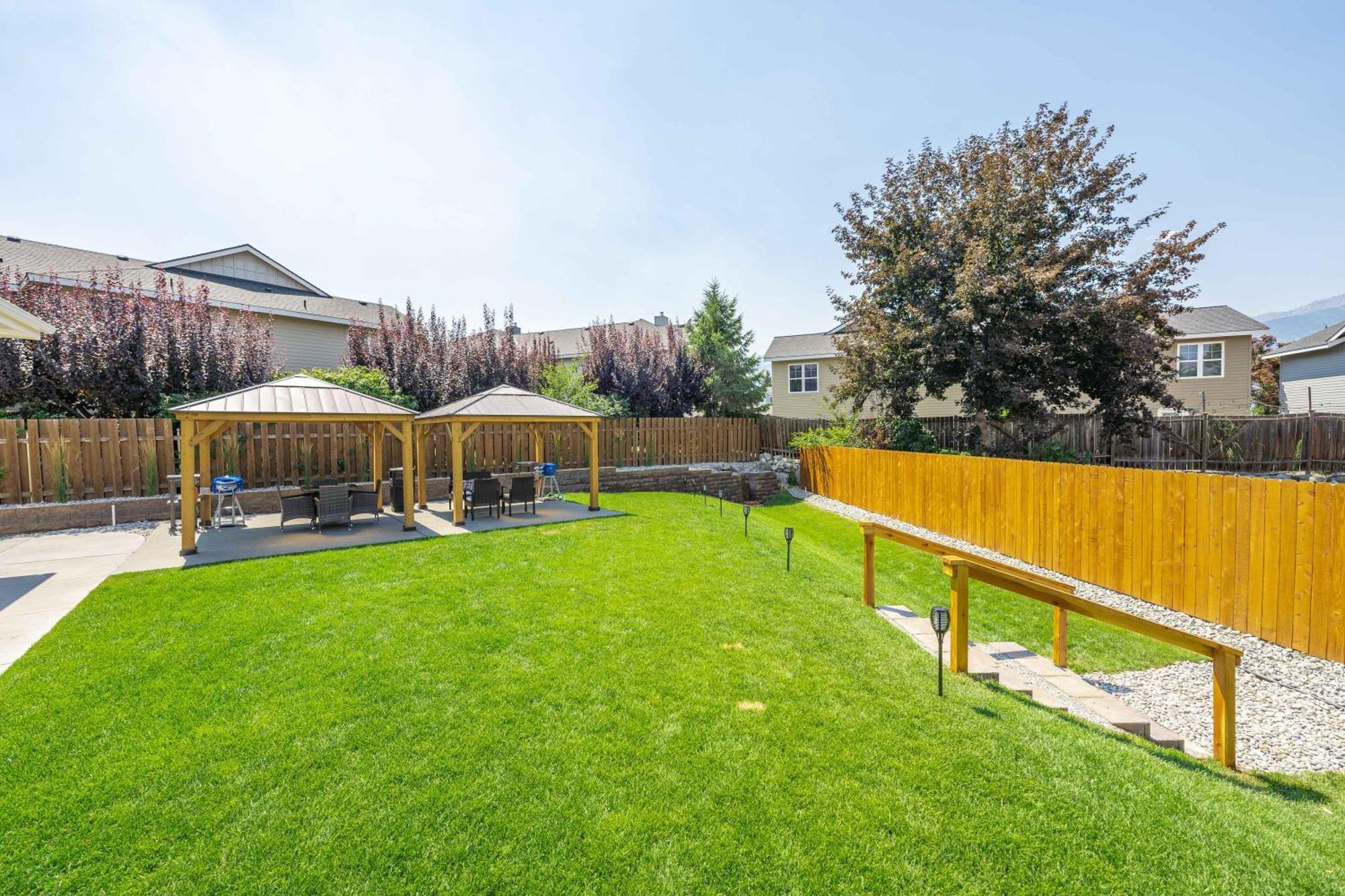 The Lodge Lake Chelan Manson Exterior photo