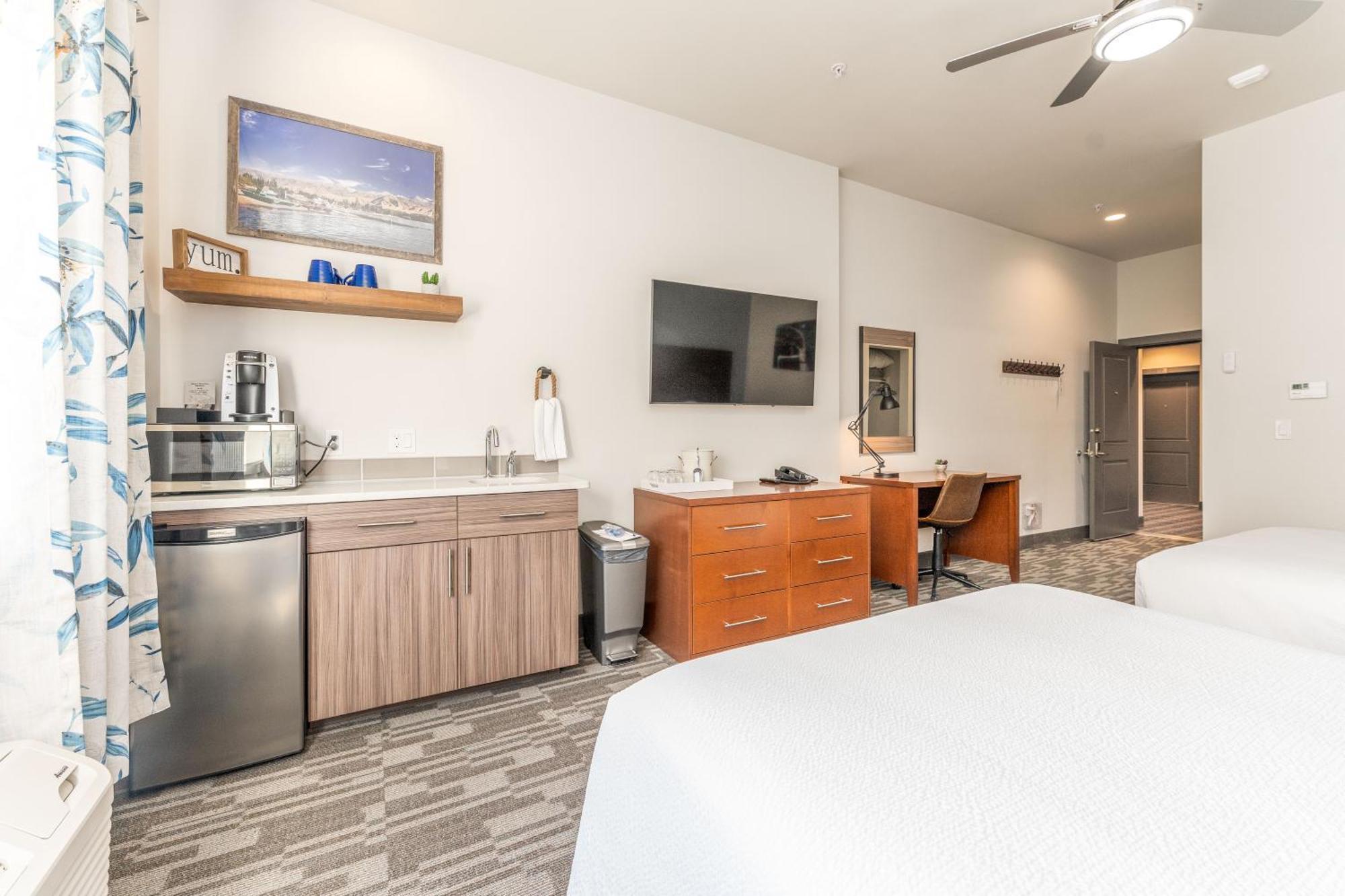 The Lodge Lake Chelan Manson Exterior photo
