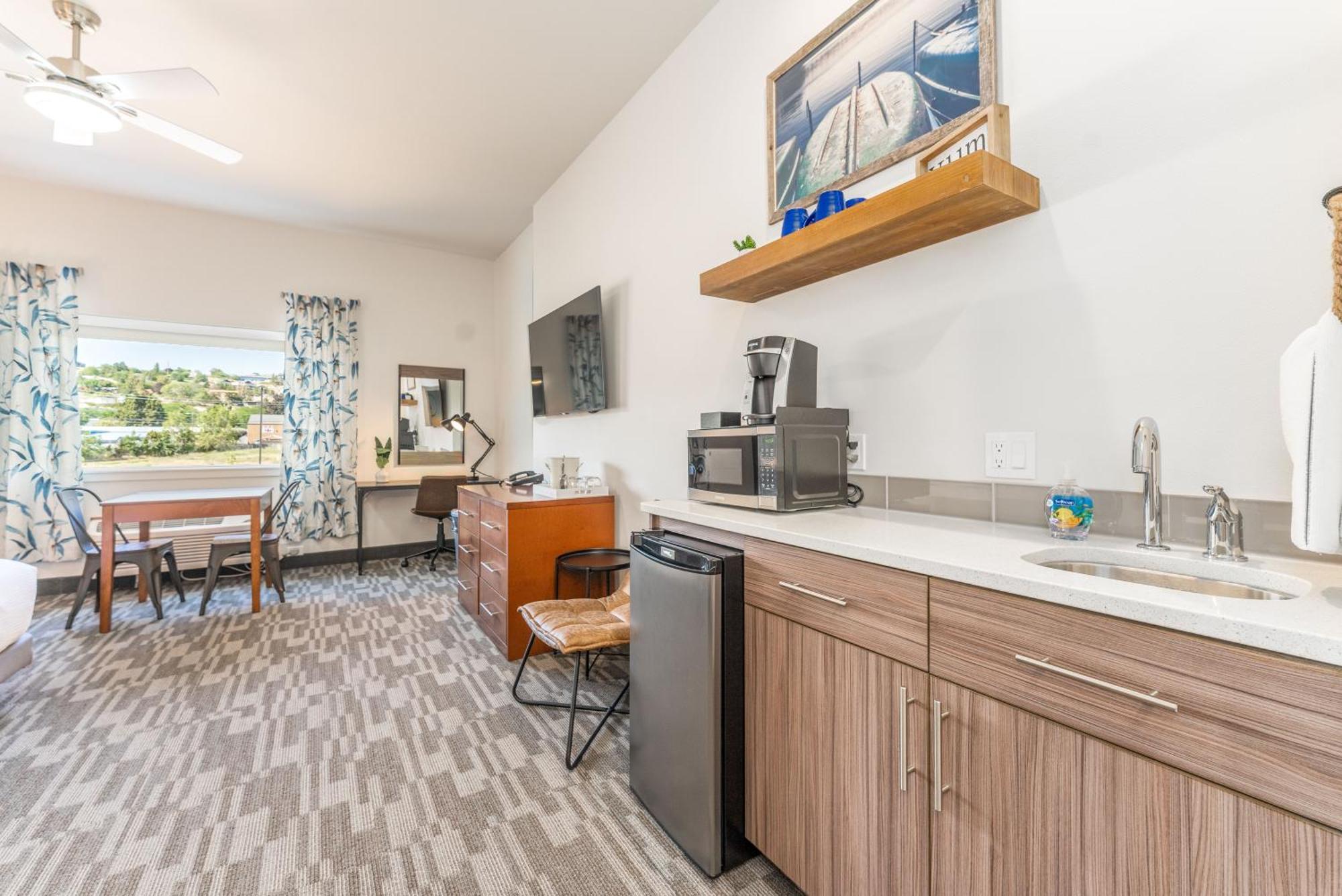 The Lodge Lake Chelan Manson Exterior photo