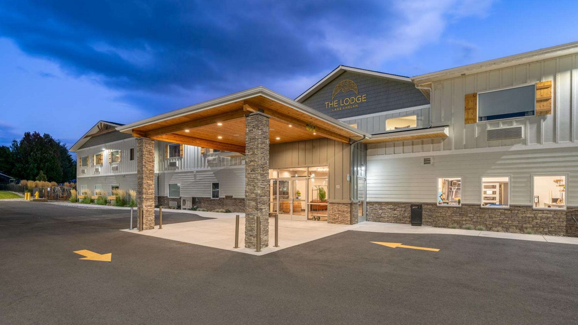 The Lodge Lake Chelan Manson Exterior photo